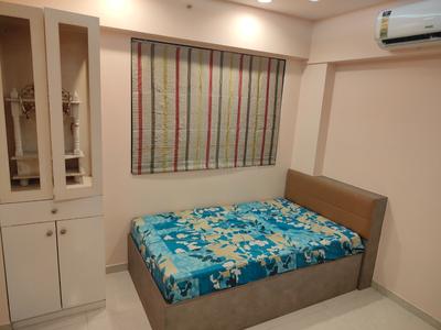 Bedroom Image of 1900 Sq.ft 3 BHK Apartment / Flat for rent in Pal Surat for Rs. 45000
