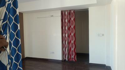 Bedroom Image of 1500 Sq.ft 3 BHK Apartment / Flat for sale in Paras Tierea, Sector 137 Noida for Rs. 15500000