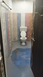 Bathroom Image of 1300 Sq.ft 2 BHK Builder Floor for rent in Jhusi Allahabad for Rs. 7000