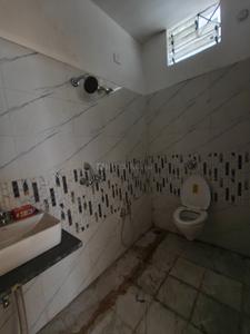Bathroom Image of 1500 Sq.ft 3 BHK Apartment / Flat for rent in Sarkanda Bilaspur for Rs. 17000
