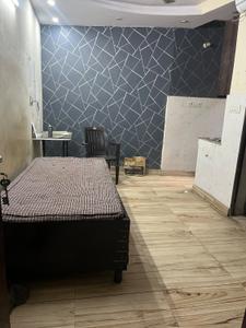 Bedroom Image of 250 Sq.ft 1 RK Builder Floor for rent in Patel Nagar New Delhi for Rs. 14000