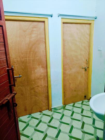 Mahadeva Bathroom 1