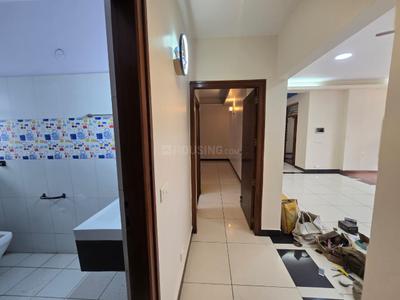 Image of 2000 Sq.ft 3 BHK Apartment / Flat for rent in Armane Nagar, Bengaluru for Rs. 85000