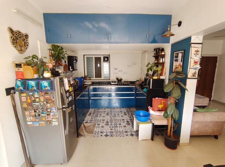 Eisha Erica Main Image 1