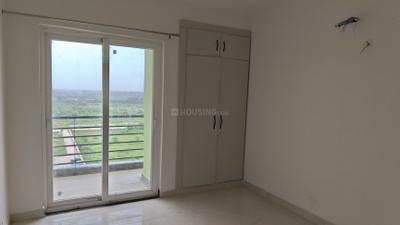 Bedroom Image of 2100 Sq.ft 3 BHK Apartment / Flat for rent in Sushant Golf City Lucknow for Rs. 30000