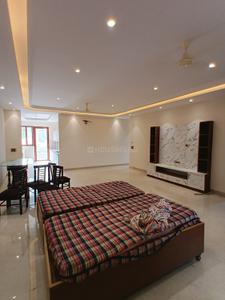 Living Room Image of 3000 Sq.ft 4 BHK Builder Floor for rent in Sector 72 Noida for Rs. 70000