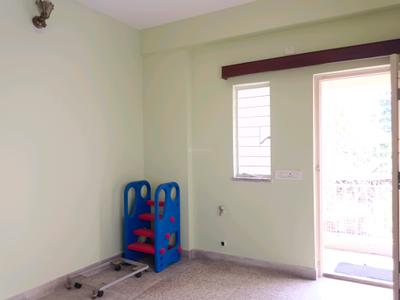 Bedroom Image of 1390 Sq.ft 4 BHK Apartment / Flat for rent in Santoshpur Kolkata for Rs. 30000