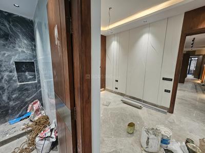 Balcony Image of 1000 Sq.ft 2 BHK Builder Floor for sale in Lajpat Nagar New Delhi for Rs. 25000000