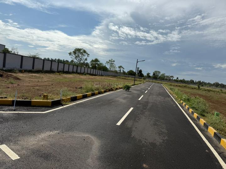 Grande Meadows Main Image 1