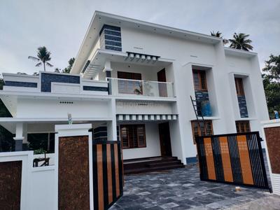 Image of 2500 Sq.ft 4 BHK Independent House for sale in Perumbavoor, Kochi for Rs. 12500000
