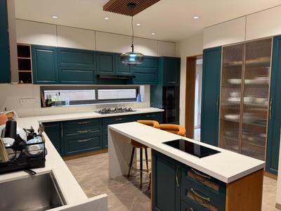 Kitchen Image of 6580 Sq.ft 5 BHK Independent House for sale in Ratnaakar Aravalli, Shela Ahmedabad for Rs. 130000000
