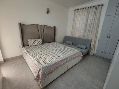 Bedroom Image of 1850 Sq.ft 3 BHK Builder Floor for rent in Halwasiya Jalvayu Vihar, Sector 30 Gurgaon for Rs. 45000