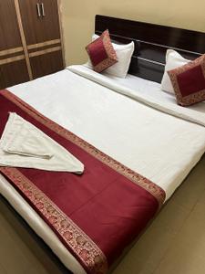 Bedroom Image of 1605 Sq.ft 3 BHK Builder Floor for rent in Mahmoorganj Varanasi for Rs. 26000