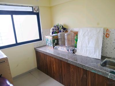 Kitchen Image of 720 Sq.ft 1 BHK Apartment / Flat for rent in Chembur Mumbai for Rs. 50000
