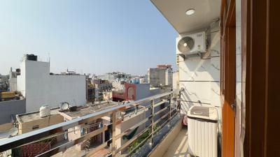 Balcony Image of 650 Sq.ft 2 BHK Builder Floor for rent in Dwarka Mor New Delhi for Rs. 23500