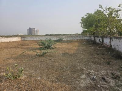 Image of 359 Sq.ft Residential Plot / Land for sale in Unitech Willows, Sector 96, Noida for Rs. 116675000