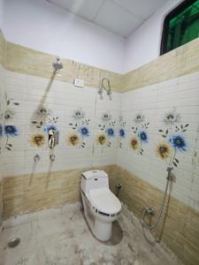 Bathroom Image of 1100 Sq.ft 3 BHK Builder Floor for sale in Govindpuram Ghaziabad for Rs. 4000000