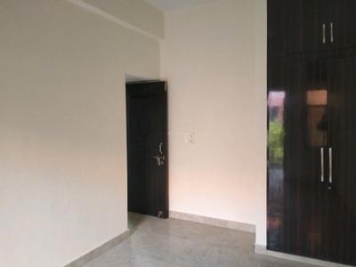 Bedroom Image of 950 Sq.ft 2 BHK Apartment / Flat for rent in Arunodaya apartment, Vikaspuri New Delhi for Rs. 27000