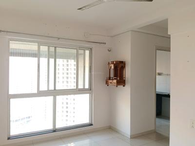 Living Room Image of 700 Sq.ft 1.5 BHK Apartment / Flat for rent in Godrej Emerald, Thane West Thane for Rs. 20000