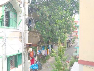 Bedroom Two Image of 1390 Sq.ft 4 BHK Apartment / Flat for rent in Santoshpur Kolkata for Rs. 30000