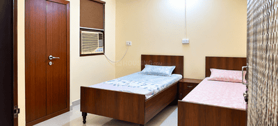 Image of Mannat Business park in Sector 132, Noida