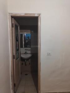 Bathroom Image of 2000 Sq.ft 3 BHK Independent House for rent in Sector 50 Noida for Rs. 35000