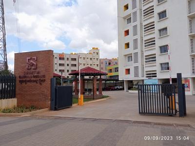 Image of 1040 Sq.ft 2 BHK Apartment / Flat for rent in Svamitva Emerald Square, Bommasandra, Bengaluru for Rs. 27000
