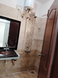 Bathroom Image of 1535 Sq.ft 3 BHK Apartment / Flat for rent in Metropolis Pristine, Electronic City Bengaluru for Rs. 39500
