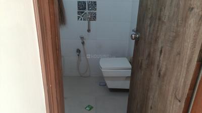 Bathroom Image of 450 Sq.ft 1 BHK Apartment / Flat for sale in Hirani Sky View Castle, Kurla East Mumbai for Rs. 10000000