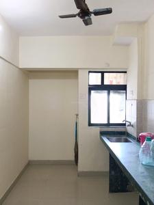 Kitchen Image of 980 Sq.ft 2 BHK Apartment / Flat for rent in Siddhachal CHS, Thane West Thane for Rs. 41000