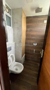 Bathroom Image of 2400 Sq.ft 5 BHK Apartment / Flat for rent in Sector 18 Dwarka New Delhi for Rs. 65000