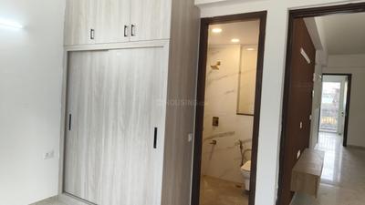 Bedroom Image of 1680 Sq.ft 3.5 BHK Builder Floor for rent in Smartworld Orchard, Sector 61 Gurgaon for Rs. 56000