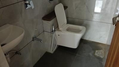 Image of 1180 Sq.ft 3 BHK Apartment / Flat for rent in Motherland Magnate Lavish, Vaishno Devi Circle, Ahmedabad for Rs. 20000
