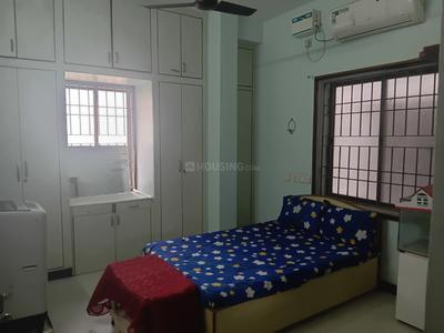 Bedroom Image of 570 Sq.ft 1 RK Studio for rent in Pallikaranai Chennai for Rs. 8500
