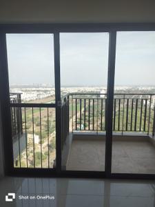 Balcony Image of 800 Sq.ft 1.5 BHK Apartment / Flat for sale in Amanora Gold Towers, Hadapsar Pune for Rs. 9000000