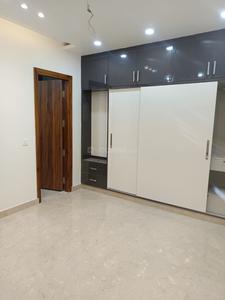 Bedroom Image of 1350 Sq.ft 3 BHK Builder Floor for sale in Model Town New Delhi for Rs. 25000000