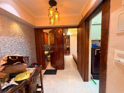 Hall Image of 472 Sq.ft 1 BHK Apartment / Flat for rent in Lodha Amara, Kolshet Thane for Rs. 35000