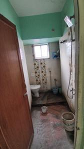 Bathroom Image of 700 Sq.ft 2 BHK Apartment / Flat for sale in Dum Dum Kolkata for Rs. 1900000