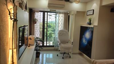 Living Room Image of 598 Sq.ft 2 BHK Apartment / Flat for sale in Thane West Thane for Rs. 12500000