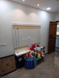 Bedroom Image of 1350 Sq.ft 3 BHK Builder Floor for rent in Shalimar Bagh New Delhi for Rs. 49000
