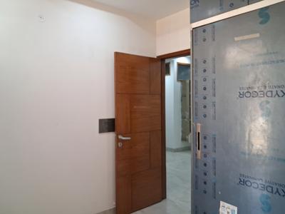 Bedroom Image of 1050 Sq.ft 2 BHK Apartment / Flat for sale in Avenue 1, Sector 73 Noida for Rs. 4200000