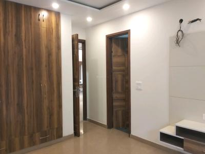 Bedroom Image of 1800 Sq.ft 3 BHK Builder Floor for rent in Paschim Vihar New Delhi for Rs. 82000