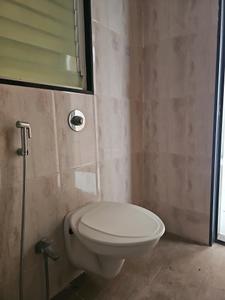 Common Bathroom Image of 750 Sq.ft 2 BHK Apartment / Flat for sale in VTP Purvanchal, Kesnand Pune for Rs. 4600000