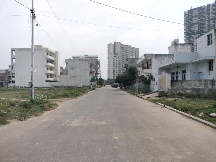 Sector 75 Main Image 1