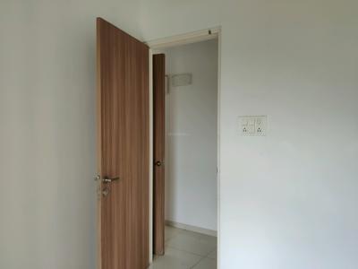 Bedroom Image of 930 Sq.ft 2 BHK Apartment / Flat for rent in Kasarvadavali Thane for Rs. 30000