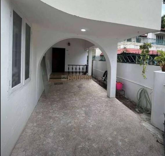 Commercial Balcony 1