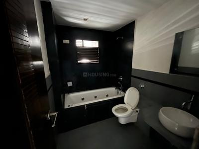 Image of 2100 Sq.ft 4.5 BHK Apartment / Flat for sale in New Alkapuri, Vadodara for Rs. 12000000