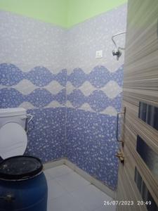 Bathroom Image of 750 Sq.ft 2 BHK Builder Floor for rent in Nawada New Delhi for Rs. 15008
