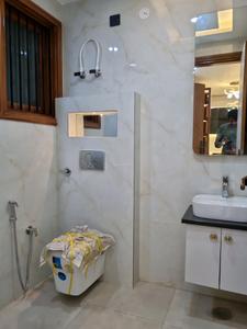 Common Bathroom Image of 900 Sq.ft 3 BHK Apartment / Flat for sale in Dwarka Mor New Delhi for Rs. 8500000