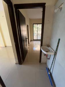 Bathroom Image of 915 Sq.ft 2 BHK Apartment / Flat for rent in Dalal Vasant Springwoods Phase 2, Badlapur East Badlapur for Rs. 8500